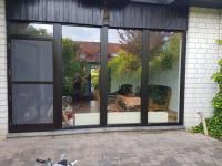 Bodentiefe Holz-Fenster Schwarz